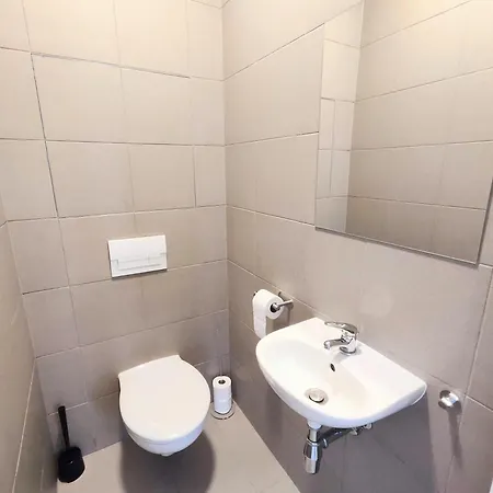 Apartment Cinnamon - Free Private Parking - Old Town - Air Conditioning Pressburg