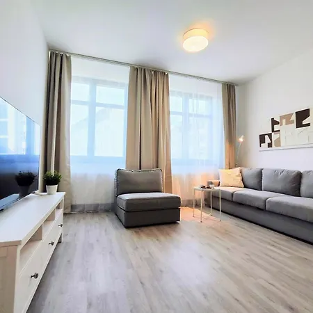 Cinnamon - Free Private Parking - Old Town - Air Conditioning براتسيلافا