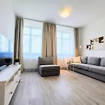 Cinnamon - Free Private Parking - Old Town - Air Conditioning Bratislava