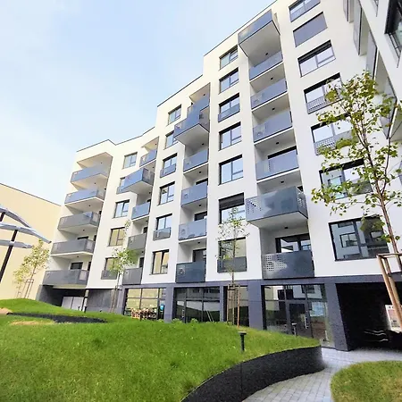 Cinnamon - Brand New - Presidential Garden - Air Conditioning - Free Parking * Bratislava